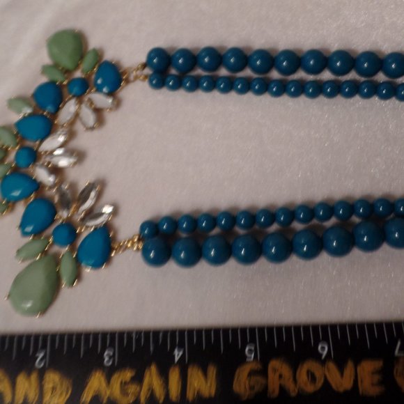 Multi Strand/Color Bib Necklace Adj 20" - Picture 6 of 8